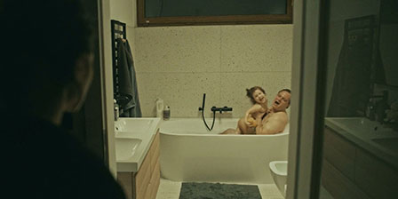 Father Daughter bath together 3